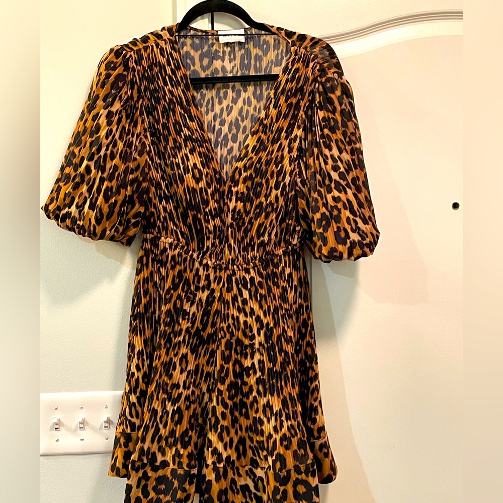 Milly Beautiful Leopard dress!!!